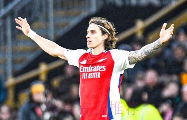 科贝:皇马引入戴维斯约罗不顺 也不会签卡拉菲奥里